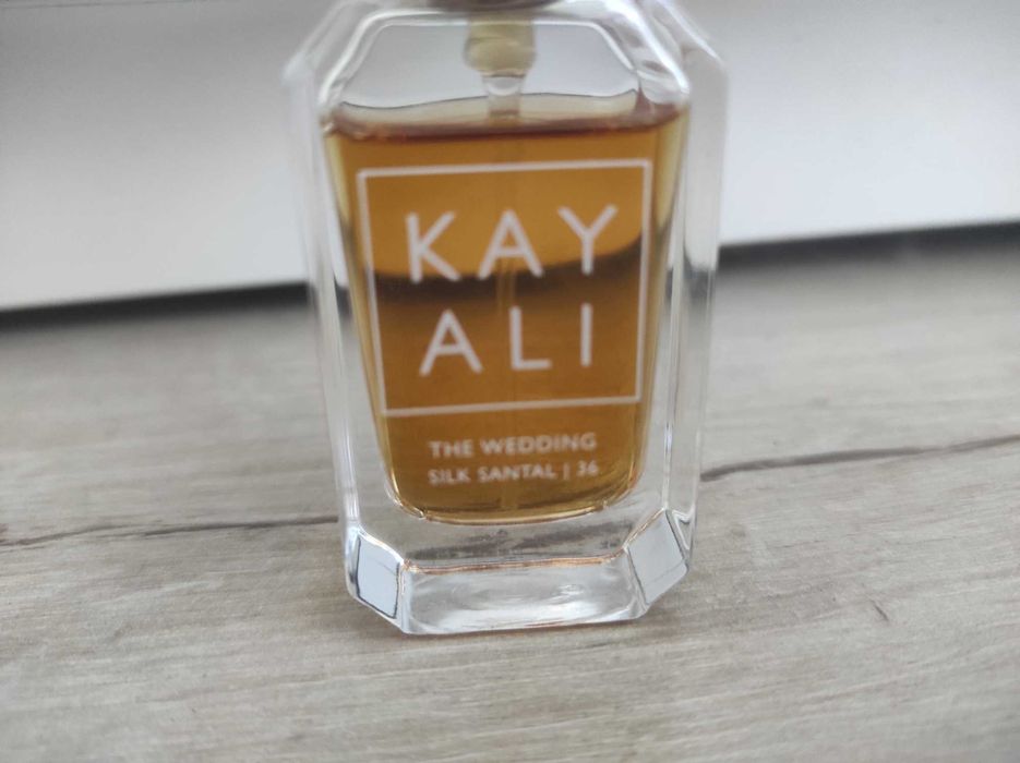 Bardzo eleganckie perfumy Kayali the wedding silk zabrał/36