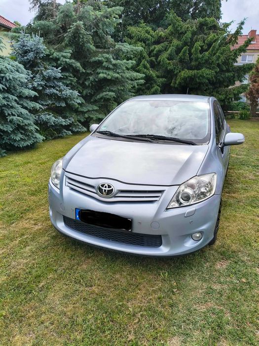 Toyota Auris Executive  2010, przebieg 184 tys km