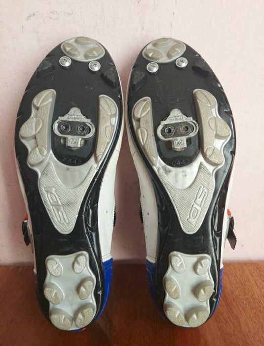 Велотуфлі sidi genius 5 prp simano оригінал 

Розмір по бірці: 44

(Ро