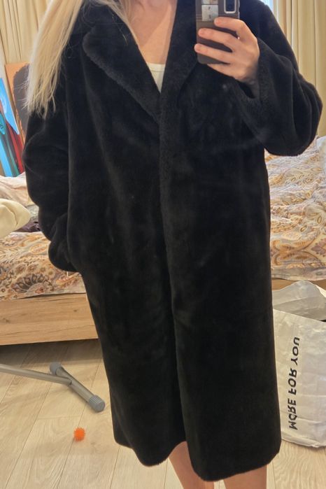 Продам шубу зі штучного хутра