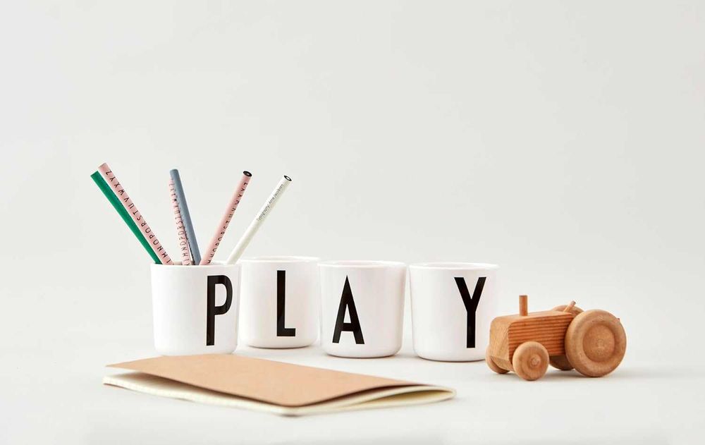 Kubek edukacyjny Design Letters 175 ml - Litera S