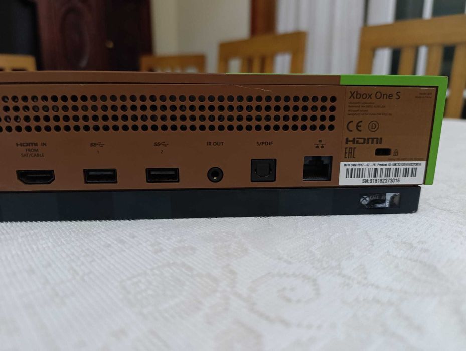 Xbox One S Edition Minecraft