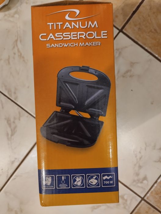 Opiekacz do kanapek. Nowy!!