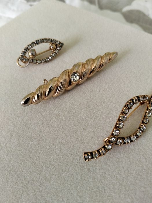 Продам красивейшие броши НЕДОРОГО!!!