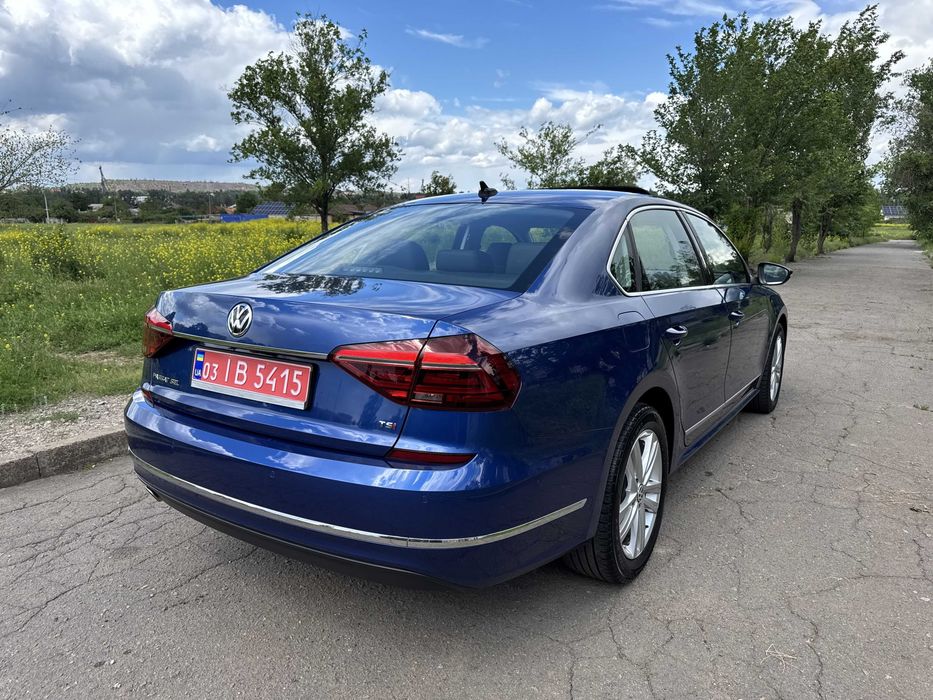 Volkswagen Passat 2017 SEL