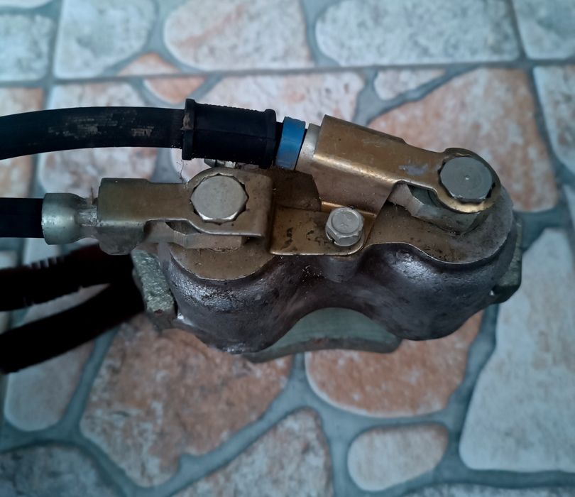 Суппорт ВАЗ Нива 2121 21214 левый новый