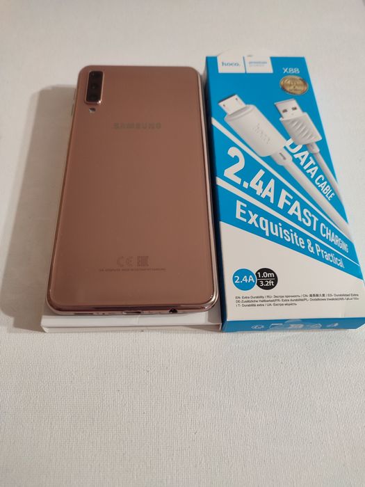 Samsung A7, 4/64Gb, NFC