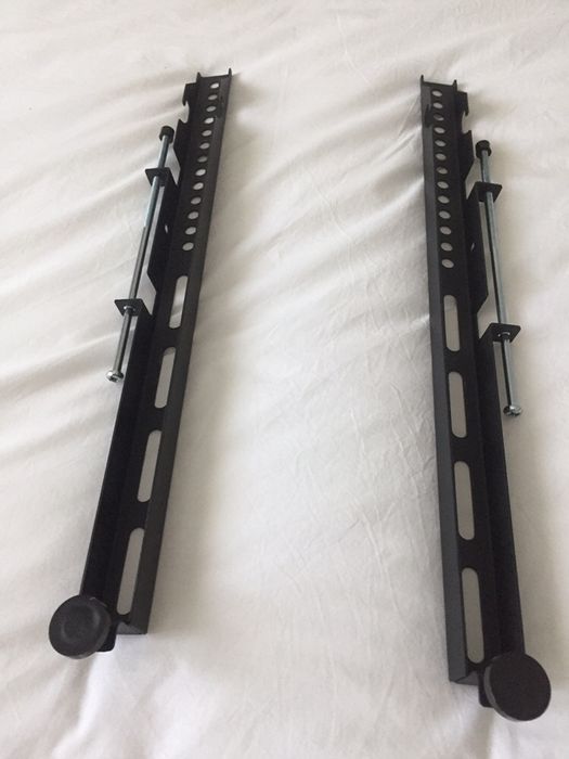 Apoio de televisão para parede, universal