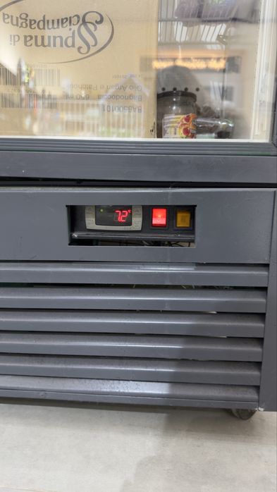 СРОЧНО продам  холодильник