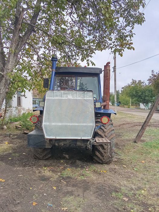 Продаю хтз т150 двигун ямз238