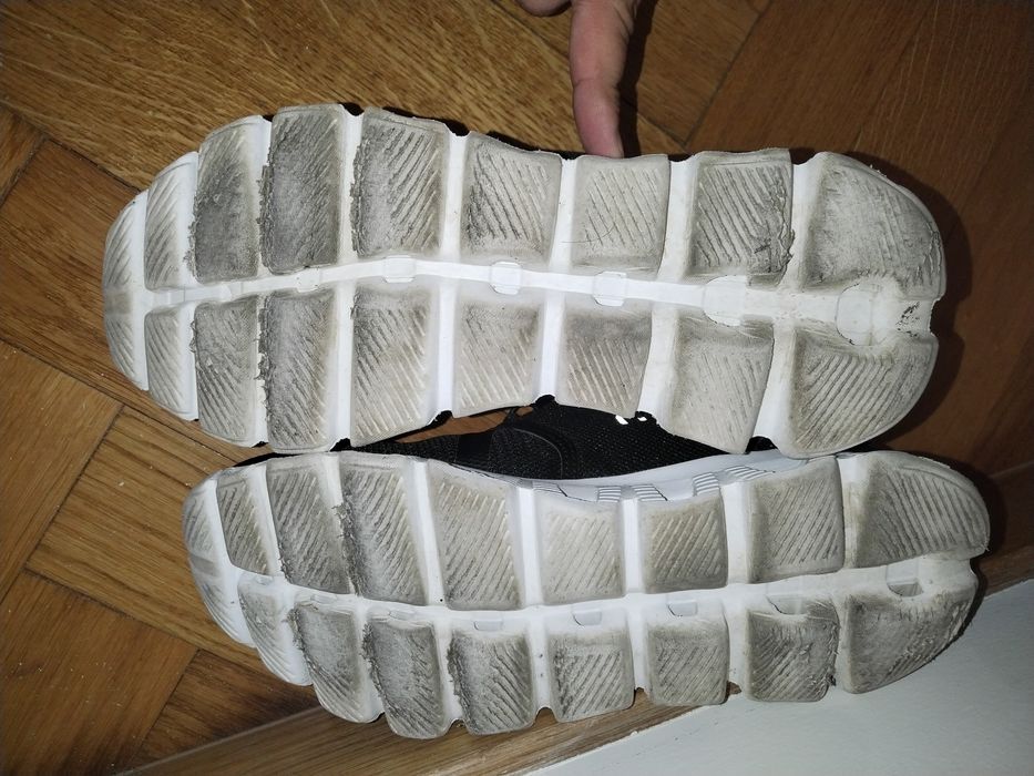 Ténis On cloud 5 size 44