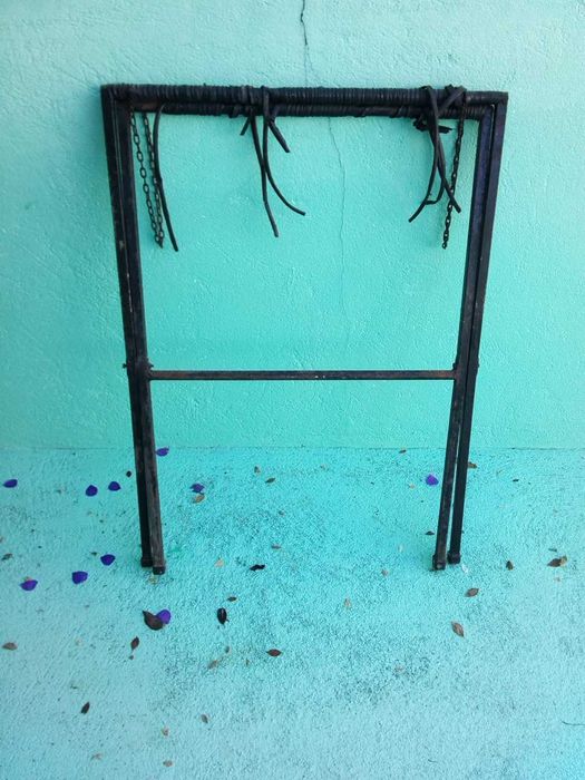 Cavalete-suporte para kartings