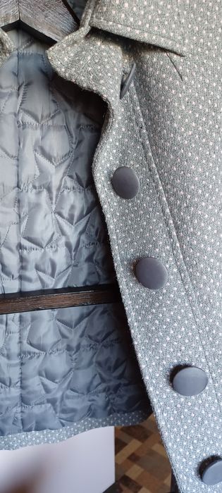 Жіноче пальто Castro підходить для вагітних