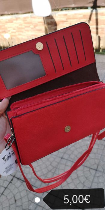 Malas Novas e usadas desde 3 euros