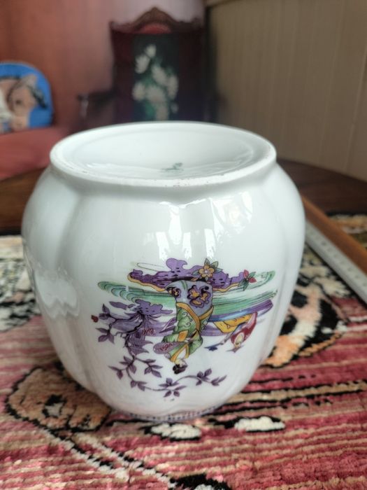 Бисквитница. Фарфор.Silrsia.