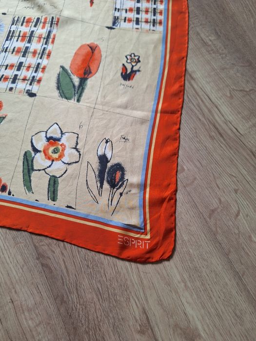 Esprit jedwabna apaszka