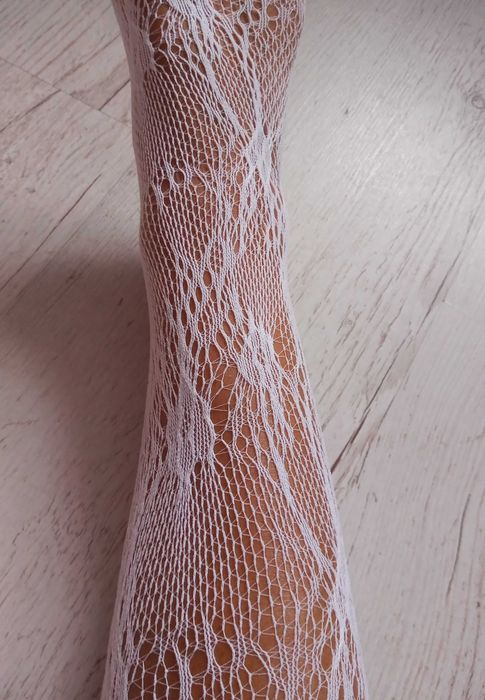 Śliczne białe rajstopy koronkowe sexi