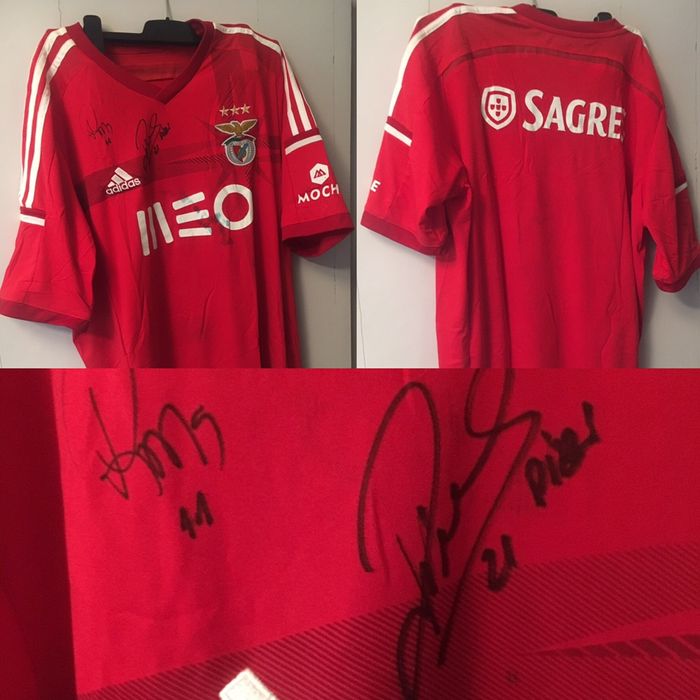 Lote artigos desporto /autografados /camisolas,cahecois etc