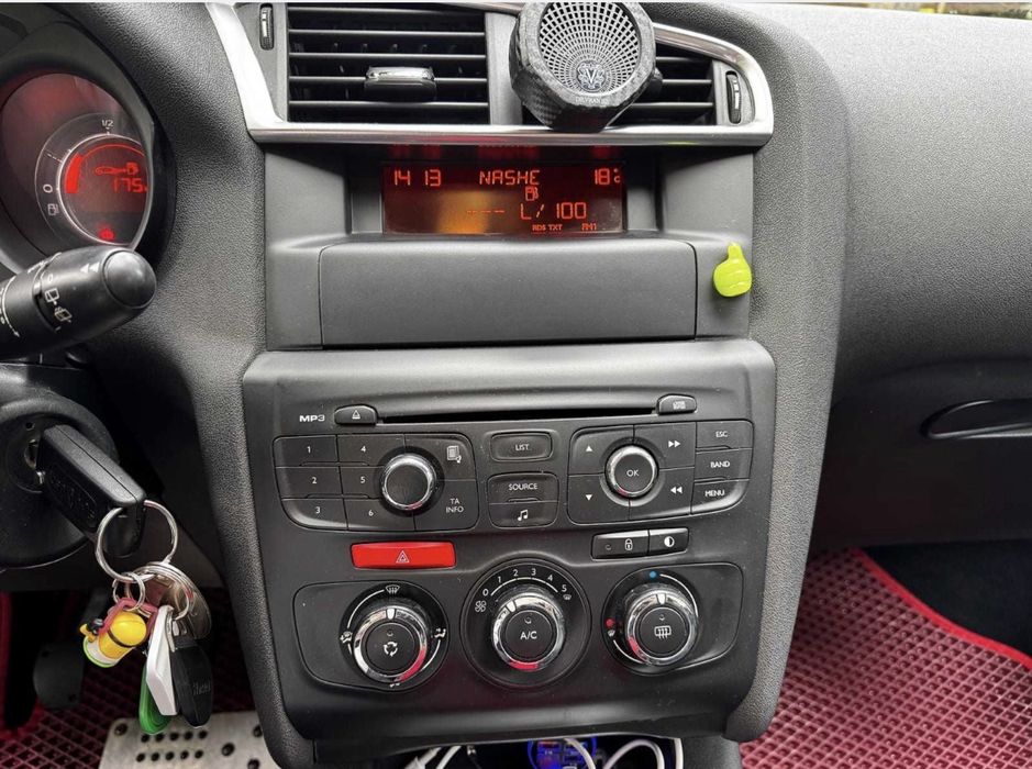 Продаю авто Сітроен С4 2011