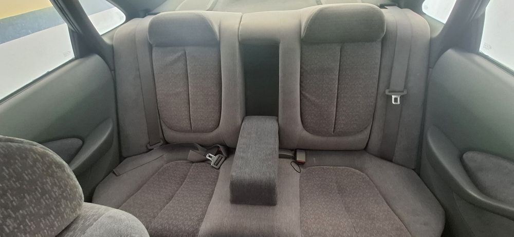 Honda  Accord  2.0 Lsi