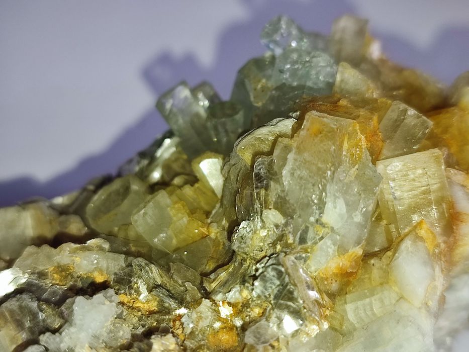 Minerais de coleção Berilo var. Água Marinha