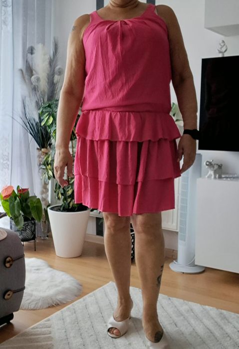Nowe sukienki na okazje xl