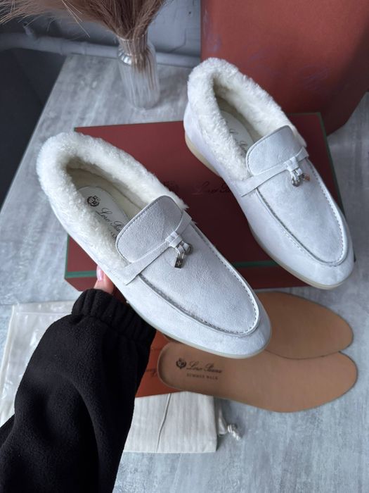 Лофери loro piana , лоро піана з хутром . Висока якість . 25 см !