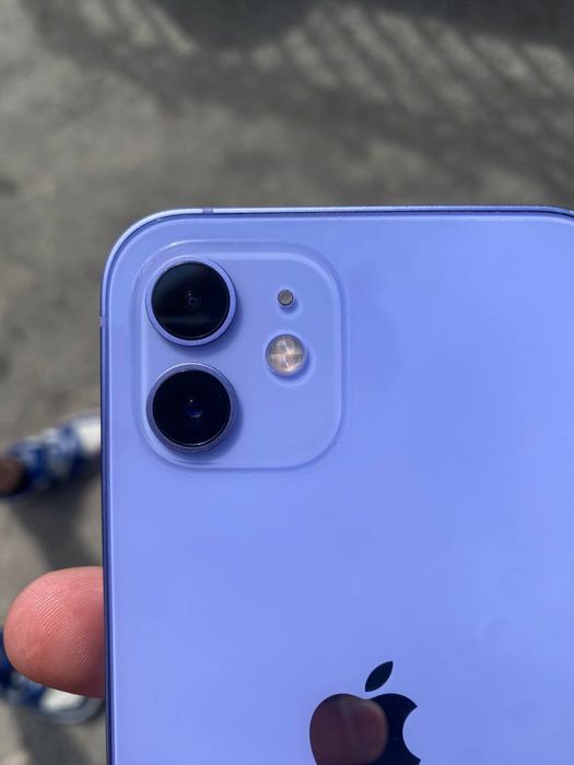 iPhone 12, 64gb. Хороший стан