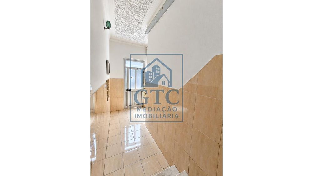 Apartamento T2 Baixa da Banheira