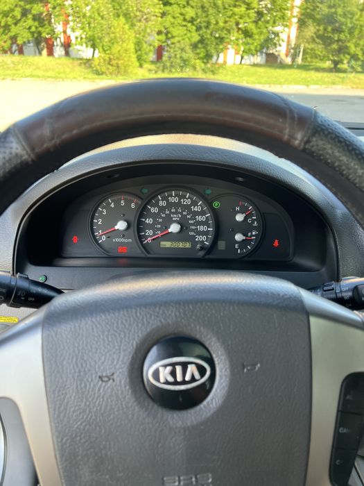 Kia Sorento 2.5 дизель АКПП на тимчасовій реєстраці для ЗСУ