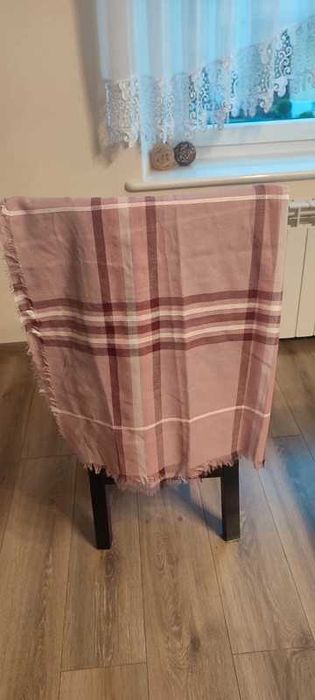 Piękny, nowy z metką szal Sinsay