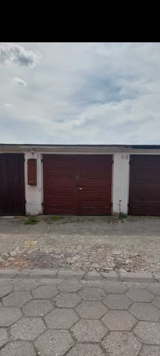 GARAŻ w zabudowie szeregowej