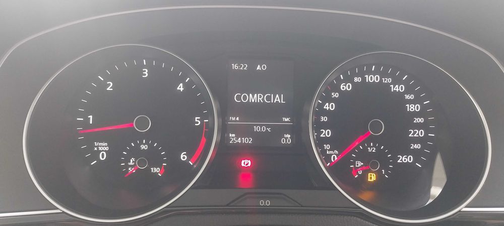 Volkswagen Passat 1.6 Tdi Confortline