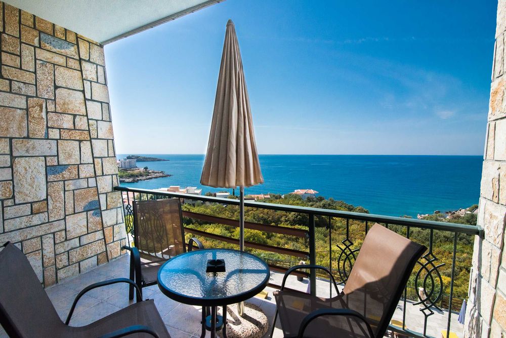 Wakacje klimat Chorwacja, Apartamenty plaża, Basen, leżaki, Czarnogóra