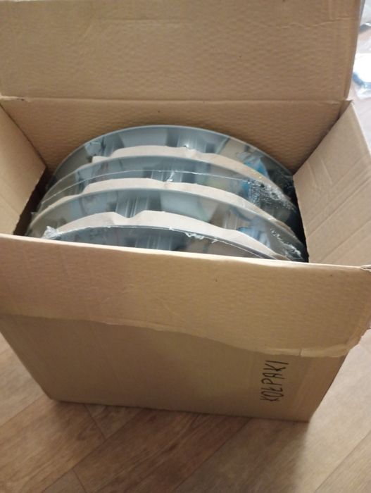 KOŁPAKI DELTA 15" uniwersalne 4 SZTUKI