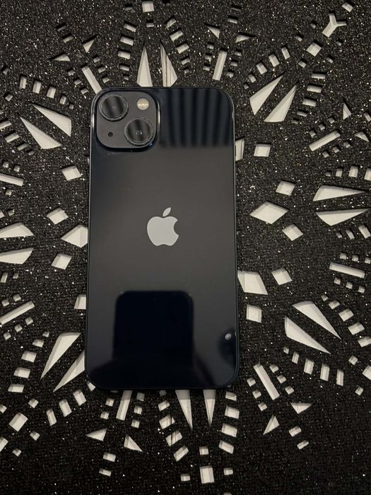 iPhone 13 Midnight