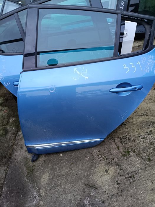 Renault Megane III drzwi prawe lewe tył