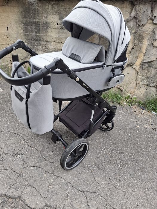 Коляска 2 в 1 Adamex Porto Light
