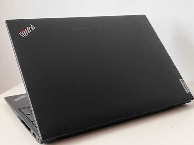 Lenovo T16 G1 I5-1235U 16GB 256ssd ThinkPad
