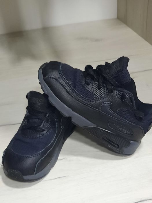 Оригінальні дитячі кросівки Nike