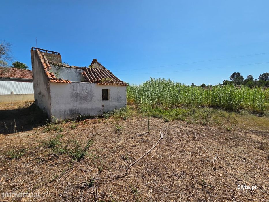 Moradia com terreno Urbano na Branca