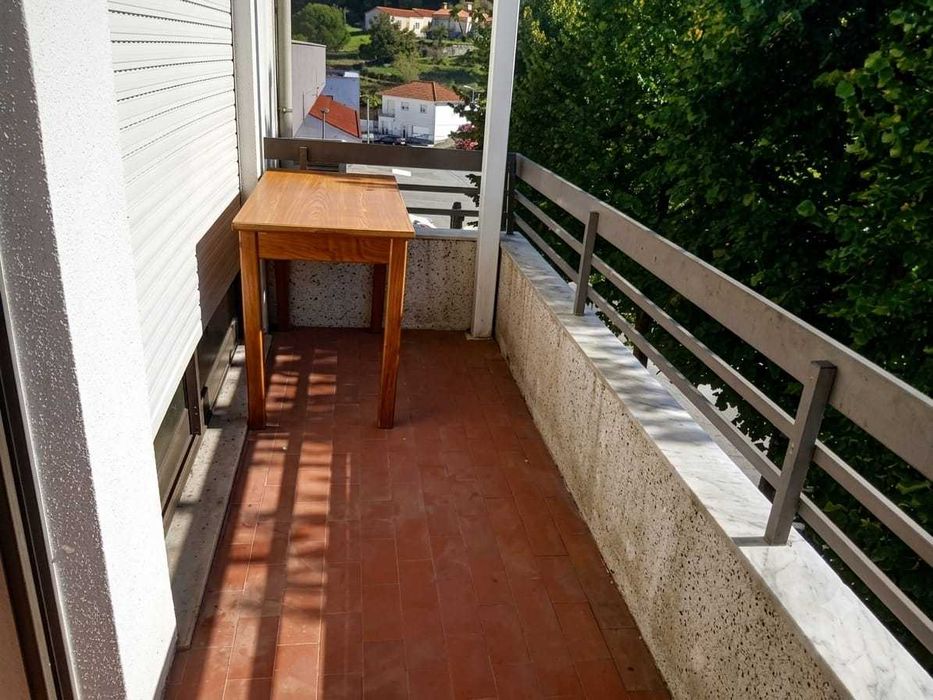 Apartamento T3 de 130 m² em Paredes de Coura | 2 WC | 2.º andar