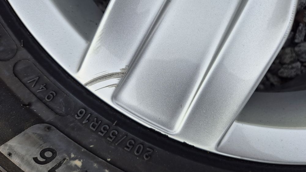 Kola Alumniowe Volkswagen Caddy Golf passat seat skoda 16 5x112 michelin
