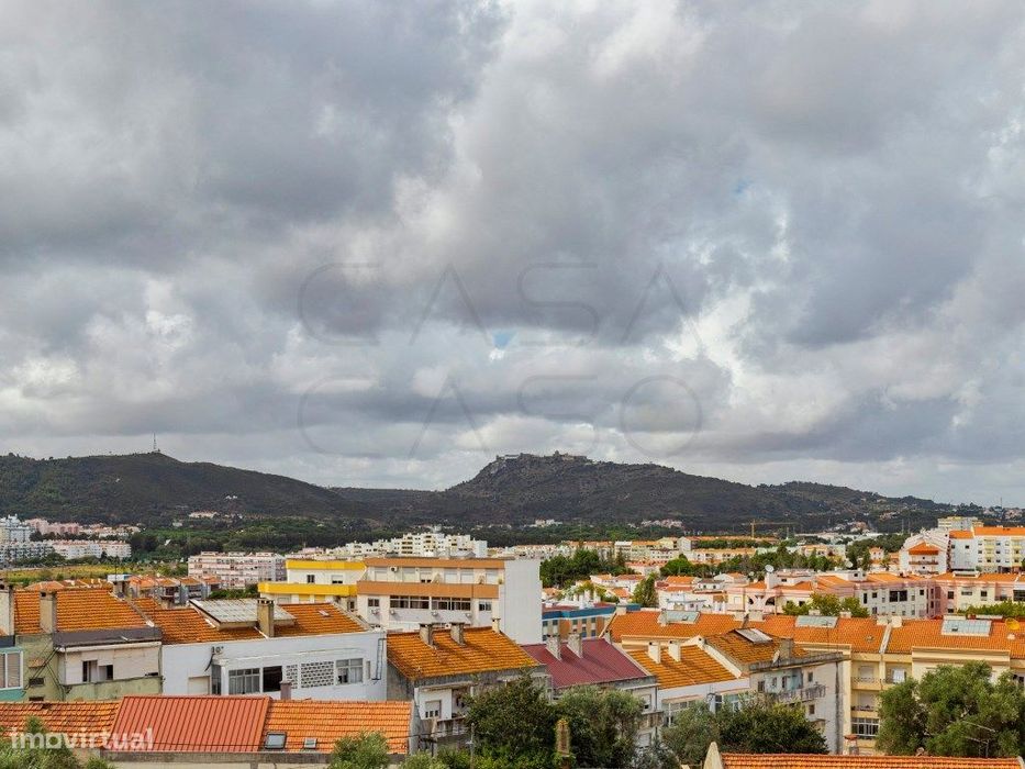 4 Assoalhadas, mobilado e equipado, edifício com elevador, na zona ...