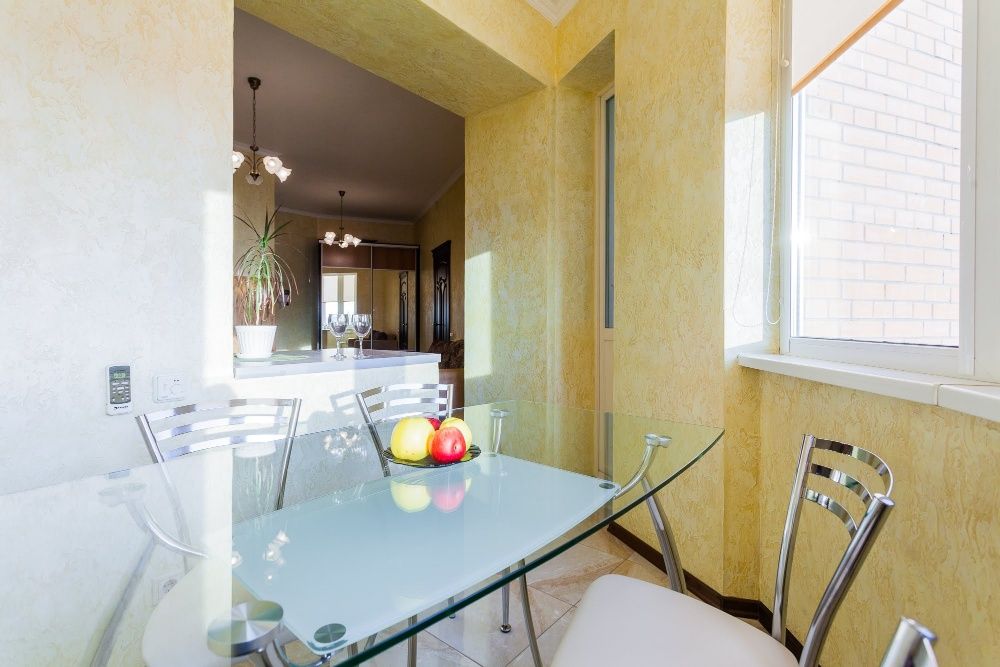 Посуточно квартира Оболонская набережная 3! отличная кв.