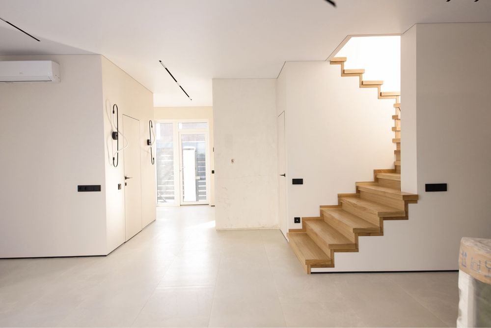 Продаж будинку дуплекс з ремонтом