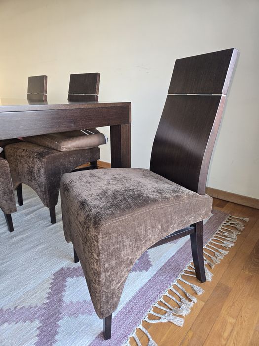Mesa de jantar com 6 cadeiras