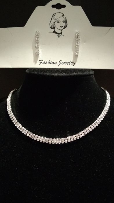 Kolia obroża z kolczykami