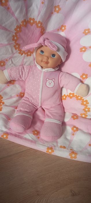 Модель ідентифікується як «Моя перша лялька» (My First Bambolina)