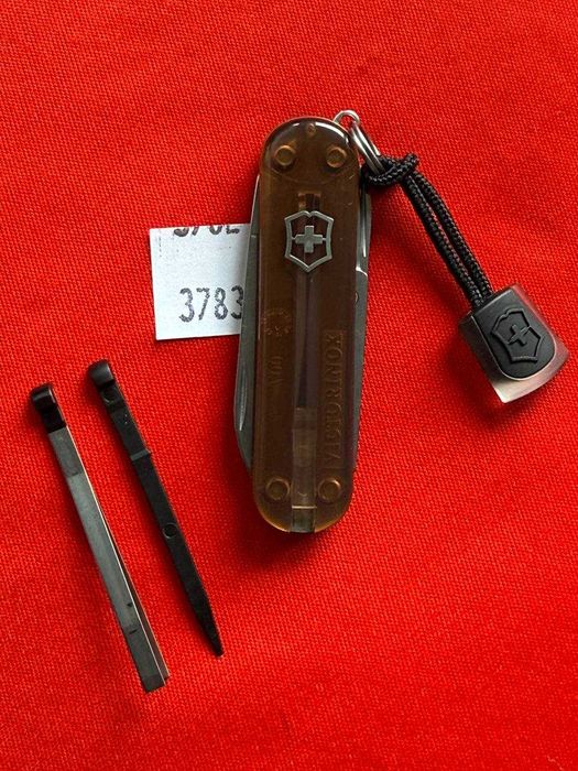 Мультитул  Victorinox Сlassic SD 58mm 0.3783
